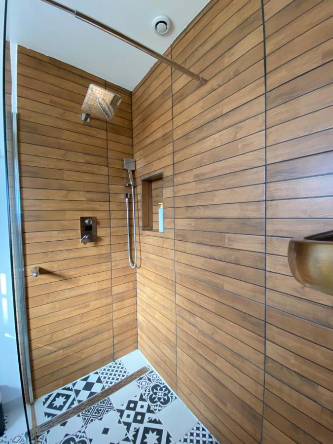 O Bain Soleil Bed and Breakfast Bourg-Saint-Andéol Εξωτερικό φωτογραφία
